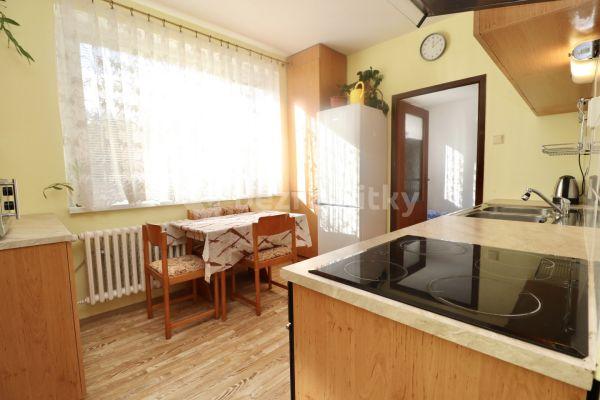 2 bedroom flat for sale, 49 m², U porcelánky, 