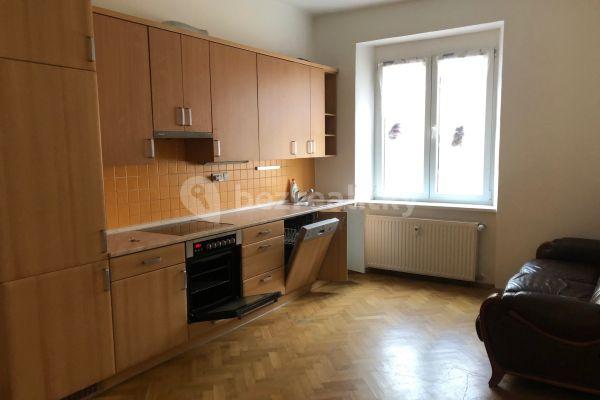 4 bedroom flat to rent, 114 m², Petra Rezka, Praha