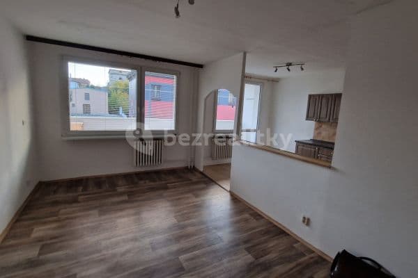 3 bedroom flat to rent, 77 m², Pražská, Slaný