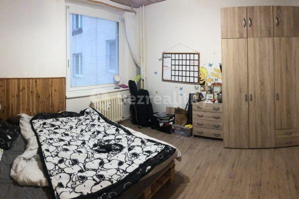 4 bedroom flat to rent, 75 m², Bednaříkova, Brno