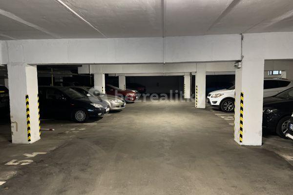 garage to rent, 12 m², Chodská, Brno