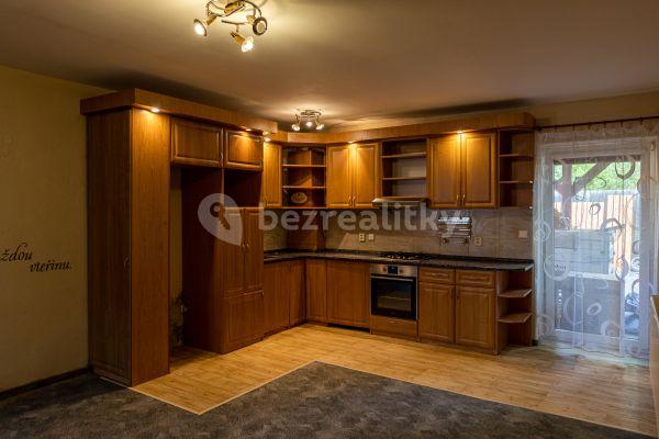 2 bedroom with open-plan kitchen flat to rent, 67 m², Nádražní, Třešť
