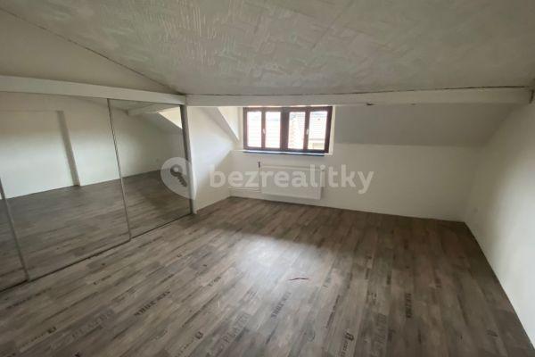 3 bedroom with open-plan kitchen flat to rent, 149 m², Jinačovice