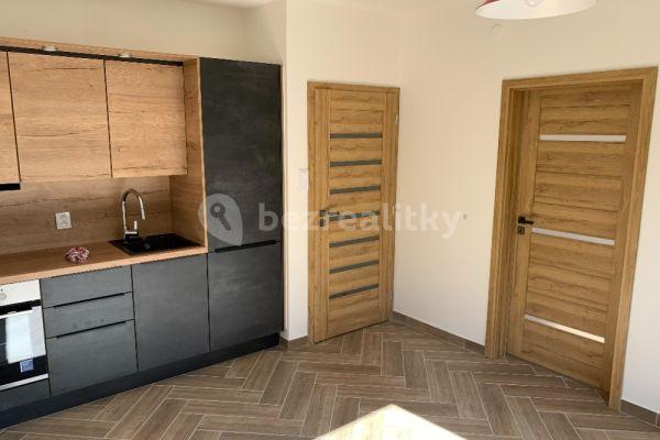1 bedroom with open-plan kitchen flat to rent, 37 m², Křib, Česká Třebová