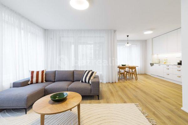 3 bedroom with open-plan kitchen flat to rent, 101 m², U Pergamenky, 