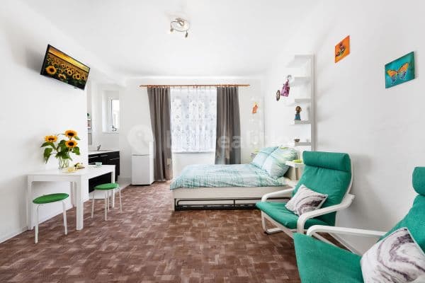 Studio flat to rent, 30 m², U Libeňského pivovaru, Prague, Prague Studio flat to rent, 30 m², U Libeňského pivovaru, Prague, Prague