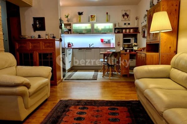 1 bedroom with open-plan kitchen flat to rent, 45 m², Provaznická, Ostrava 1 bedroom with open-plan kitchen flat to rent, 45 m², Provaznická, Ostrava