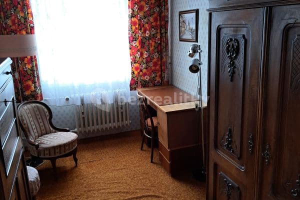 3 bedroom flat to rent, 70 m², Lovosická, Hlavní město Praha