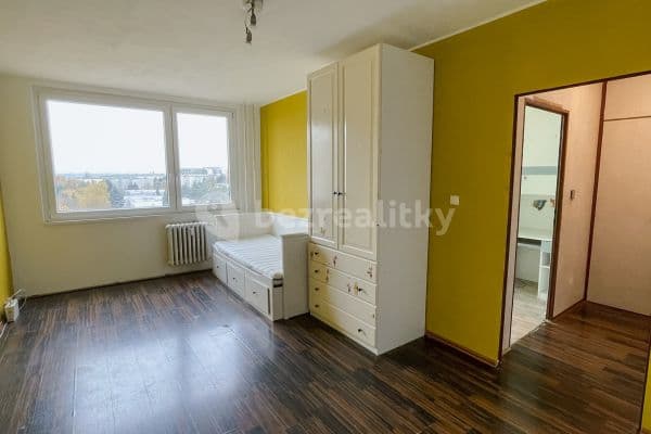 1 bedroom with open-plan kitchen flat for sale, 42 m², Ciolkovského, Praha