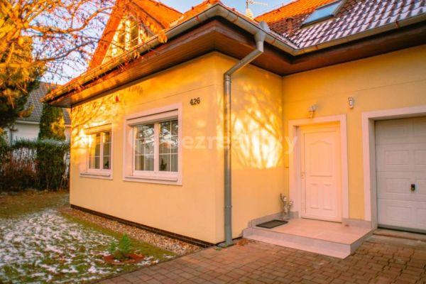 house to rent, 164 m², Rozmarná, Hovorčovice