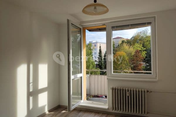 3 bedroom flat for sale, 74 m², Březinova, Jihlava