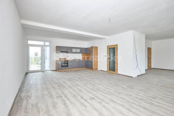 1 bedroom with open-plan kitchen flat for sale, 75 m², Fráni Šrámka, České Budějovice, Jihočeský Region