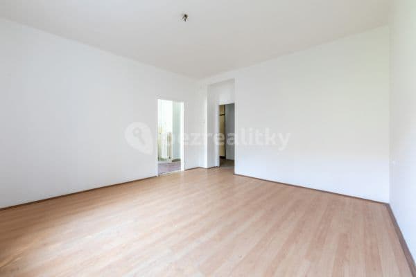 1 bedroom flat for sale, 36 m², tř. Budovatelů, 