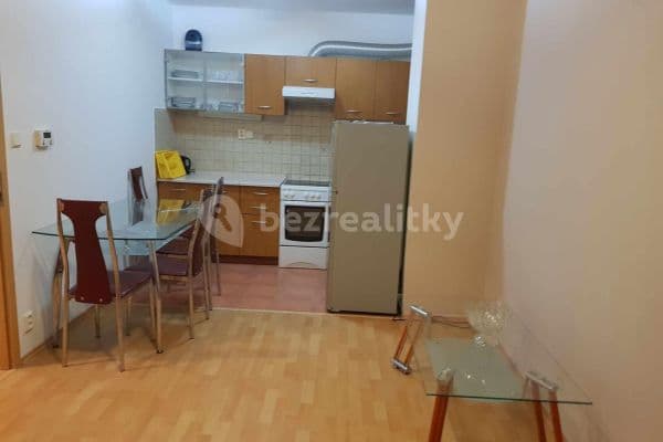 1 bedroom with open-plan kitchen flat to rent, 60 m², Hrnčířská, Jesenice 1 bedroom with open-plan kitchen flat to rent, 60 m², Hrnčířská, Jesenice