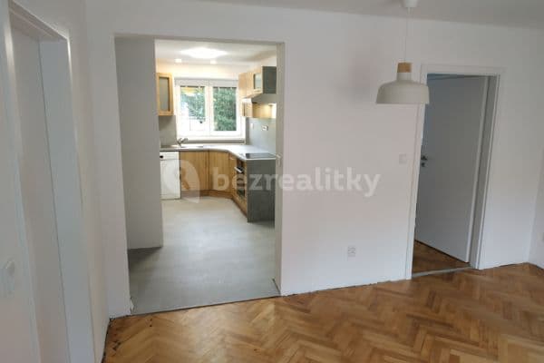 4 bedroom flat to rent, 71 m², Chelčického, Uherské Hradiště, Zlínský Region