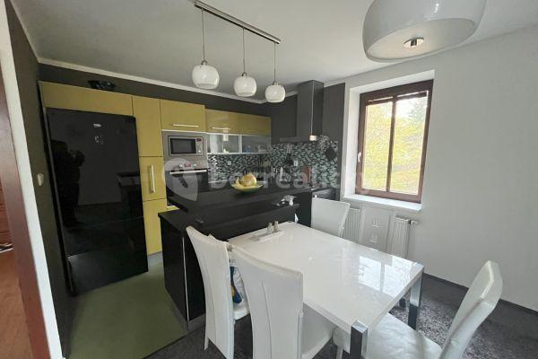 2 bedroom with open-plan kitchen flat to rent, 75 m², Kozinova, Šumperk