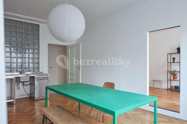 2 bedroom with open-plan kitchen flat to rent, 68 m², Šternberkova, Hlavní město Praha
