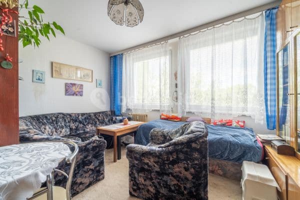 1 bedroom with open-plan kitchen flat for sale, 42 m², Vybíralova, 