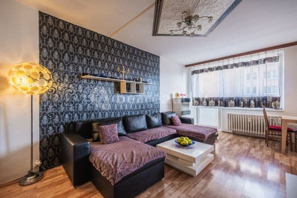 4 bedroom flat for sale, 85 m², Luční, 