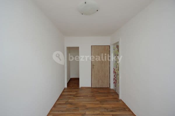 2 bedroom with open-plan kitchen flat to rent, 60 m², Trávní, Dobrá Voda u Českých Budějovic