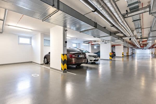 garage to rent, 15 m², Nademlejnská, Praha garage to rent, 15 m², Nademlejnská, Praha