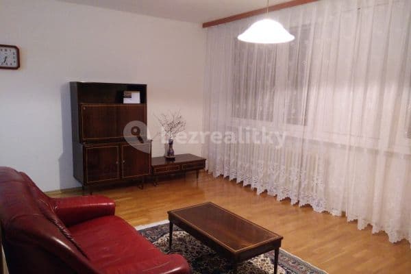 2 bedroom with open-plan kitchen flat to rent, 75 m², Weberova, Praha