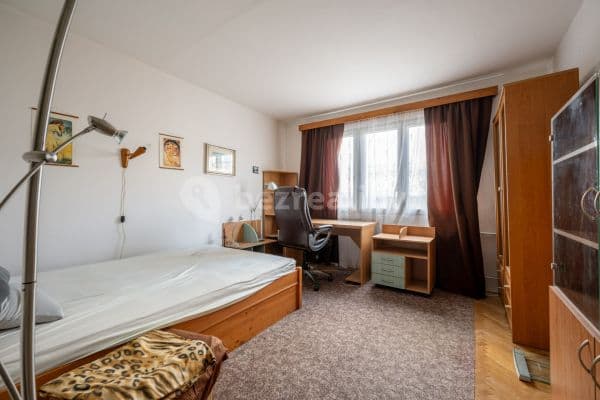 3 bedroom flat to rent, 76 m², Železničářská, Plzeň