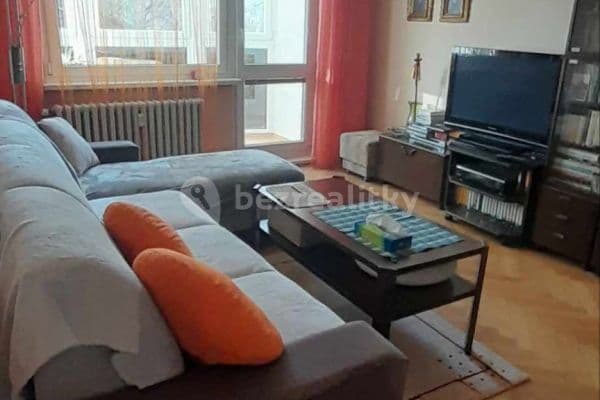 4 bedroom flat for sale, 76 m², Buchenwaldská, Karlovy Vary