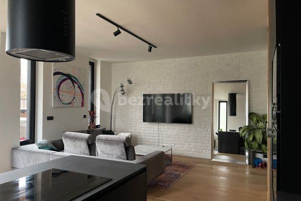 2 bedroom with open-plan kitchen flat to rent, 120 m², Na Kopánku, Vidovice 2 bedroom with open-plan kitchen flat to rent, 120 m², Na Kopánku, Vidovice