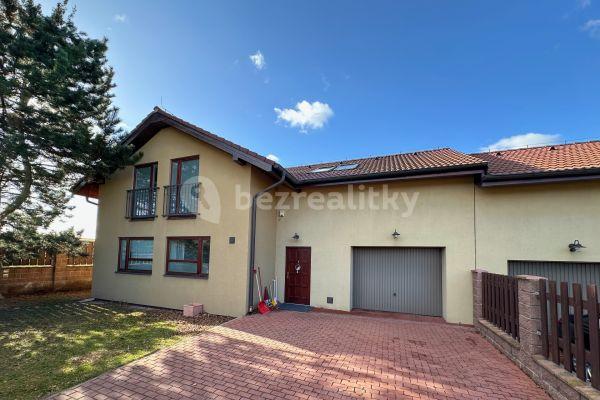 house to rent, 150 m², Za Stodolou, Chomutovice