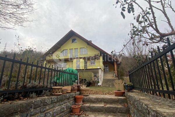 house for sale, 200 m², K Vodárně, Vonoklasy