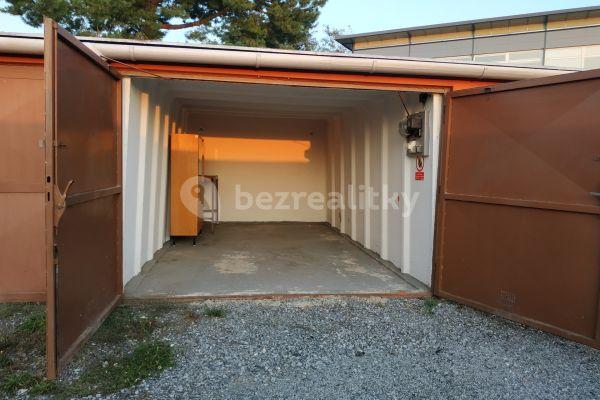 garage to rent, 18 m², Podruhova, Brno