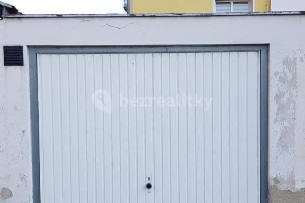 garage to rent, 18 m², Mánesova, České Budějovice garage to rent, 18 m², Mánesova, České Budějovice