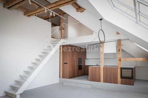 3 bedroom with open-plan kitchen flat to rent, 155 m², Terronská, Praha