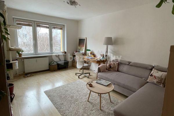 2 bedroom flat to rent, 57 m², Malovická, Praha