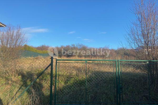 plot for sale, 850 m², Statenice