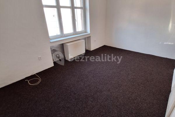 Studio flat to rent, 25 m², U Hřiště, Kolín