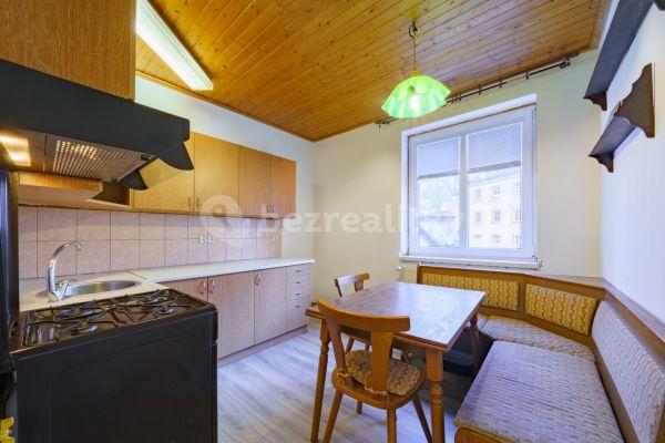 2 bedroom flat for sale, 60 m², U pošty, 
