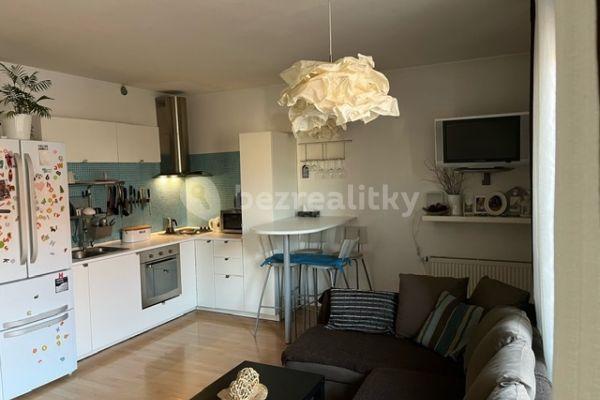 1 bedroom with open-plan kitchen flat to rent, 48 m², Pod Klamovkou, Hlavní město Praha