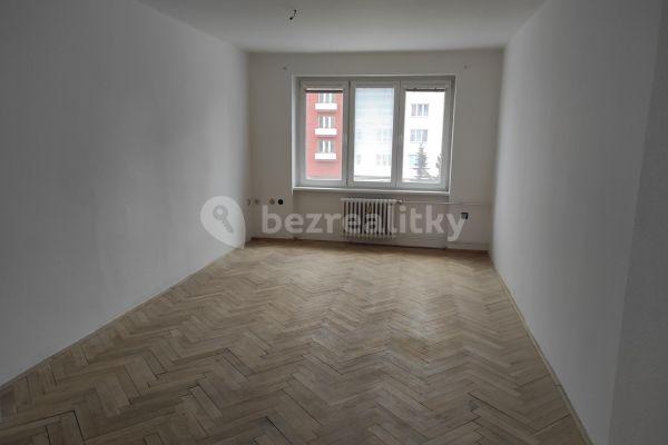 2 bedroom flat to rent, 54 m², třída SNP, Hradec Králové