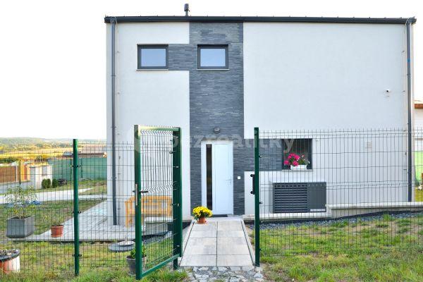 house for sale, 105 m², Rychlých šípů, Dobříš