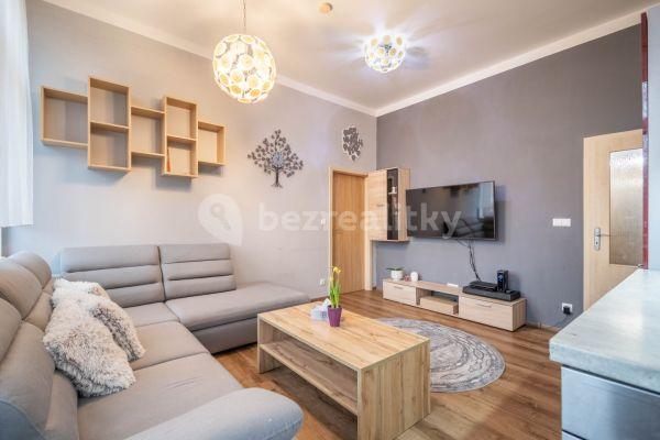 2 bedroom with open-plan kitchen flat for sale, 73 m², 