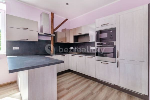 4 bedroom flat for sale, 126 m², Masarykova, 
