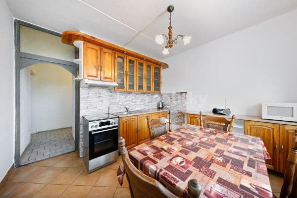 3 bedroom flat for sale, 72 m², U Sauny, 
