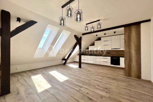 2 bedroom with open-plan kitchen flat for sale, 75 m², Československé armády, 