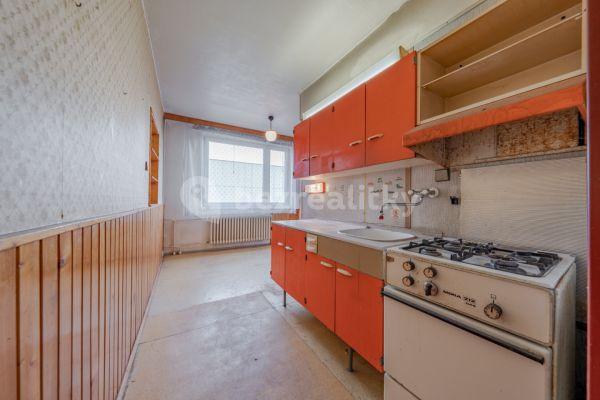 3 bedroom flat for sale, 66 m², Husova, 