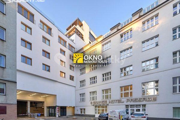 1 bedroom with open-plan kitchen flat for sale, 123 m², Lidická, Brno