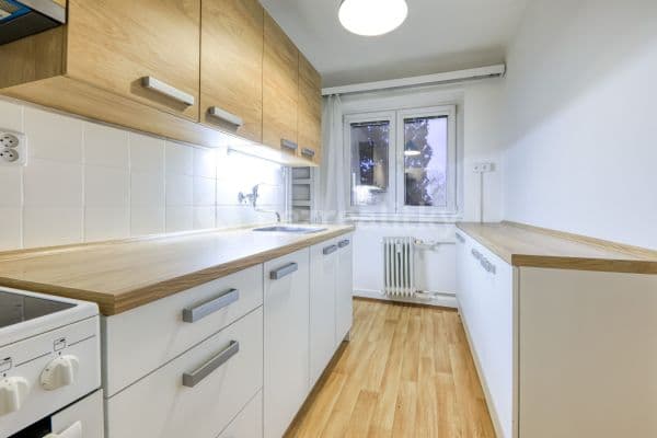 2 bedroom flat for sale, 57 m², Družstevní, 