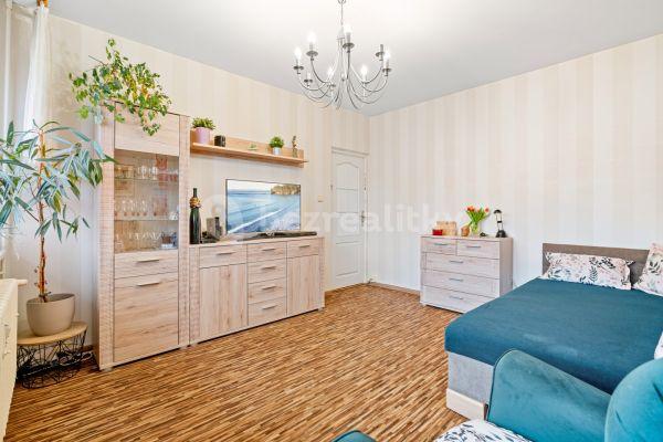 3 bedroom flat for sale, 66 m², Svojsíkova, 
