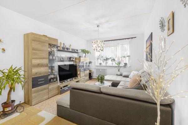 3 bedroom flat for sale, 70 m², Průběžná, 